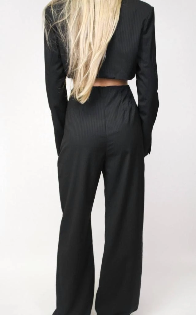 商品Melrose With Love|Crop Blazer Set in Black,价格¥736,第2张图片详细描述