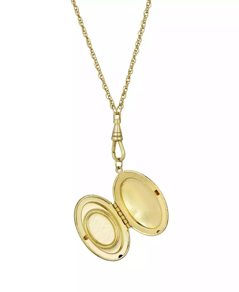 商品2028|Women's Gold Tone Oval Carnelian Cameo Locket Necklace,价格¥442,第2张图片详细描述