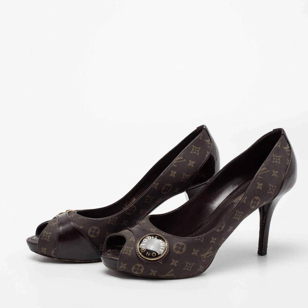 商品[二手商品] Louis Vuitton|Louis Vuitton Dark Brown Monogram Canvas and Patent Leather Judy Peep-Toe Pumps Size 37,价格¥2038,第2张图片详细描述