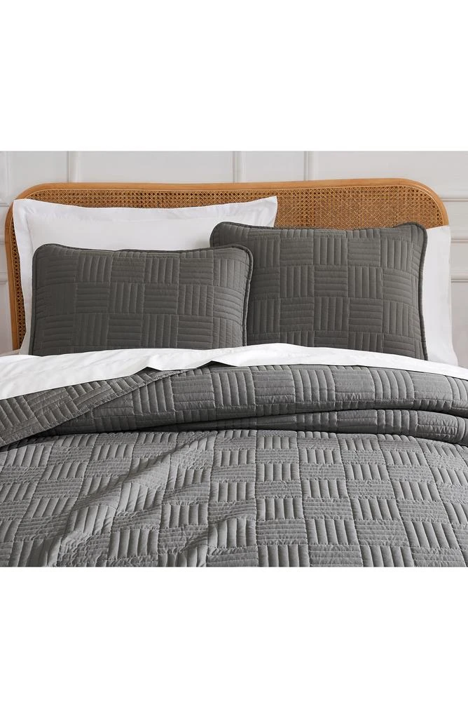 商品SOUTHSHORE FINE LINENS|Grid Oversized Quilt Set,价格¥421,第4张图片详细描述