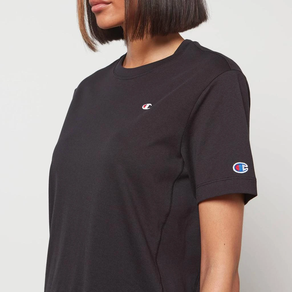 商品CHAMPION|Champion Women's Regular Small Logo T-Shirt - Black,价格¥104,第4张图片详细描述