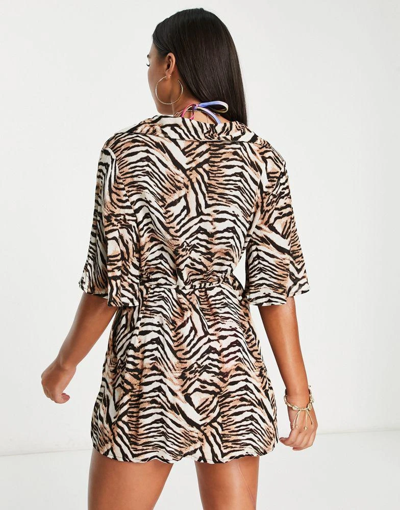 商品ASOS|ASOS DESIGN button through beach over shirt in animal print,价格¥342,第2张图片详细描述
