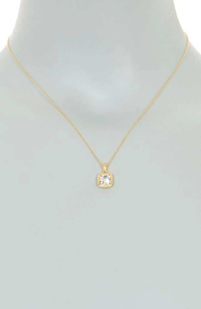 商品Savvy Cie Jewels|White Topaz Pendant Necklace & Stud Earrings Set,价格¥416,第4张图片详细描述