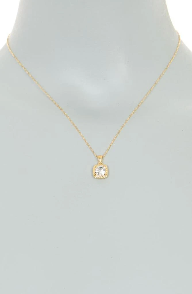 商品Savvy Cie Jewels|White Topaz Pendant Necklace & Stud Earrings Set,价格¥289,第4张图片详细描述