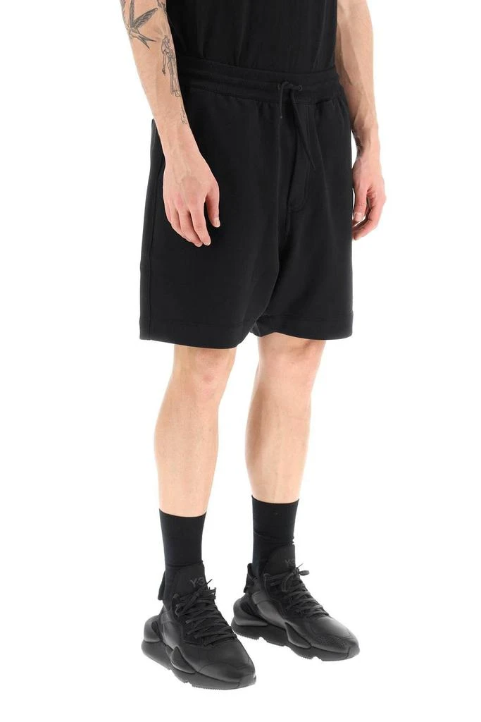 商品Y-3|CLASSIC LOGO BERMUDA SHORTS,价格¥535,第3张图片详细描述