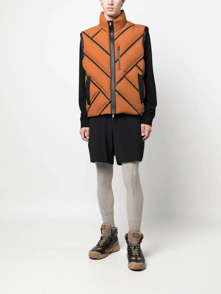 商品ZEGNA OUTDOOR|The outdoor capsule vest,价格¥5825,第2张图片详细描述