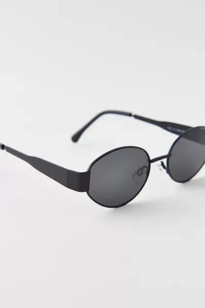 商品Urban Outfitters|Agent Slim Oval Sunglasses,价格¥114,第3张图片详细描述