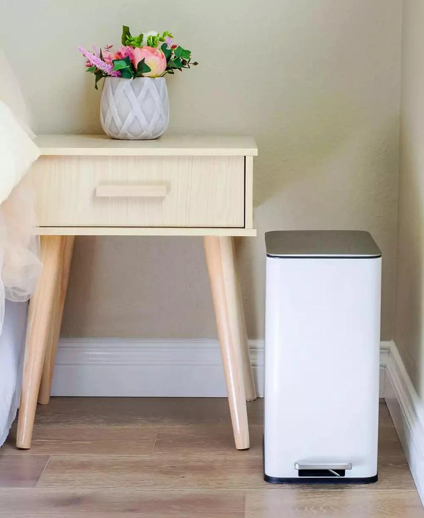 2.6 Gallon Slim Step On Trash Can 商品