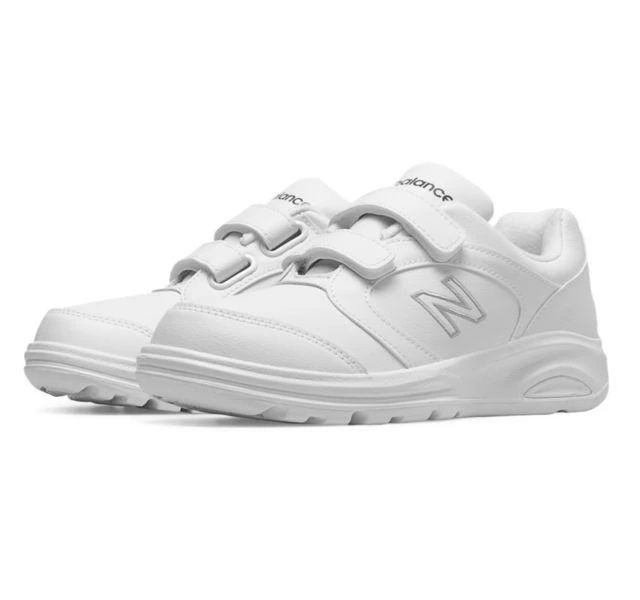 商品New Balance|女款慢步 674 休闲鞋,价格¥242,第1张图片