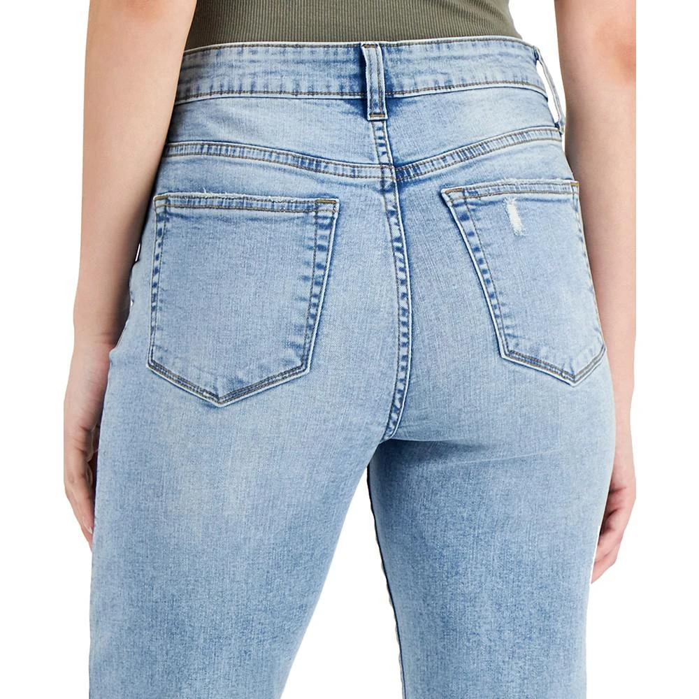 商品Vanilla Star|Juniors' Ripped Slim Straight-Leg Jeans,价格¥89,第5张图片详细描述
