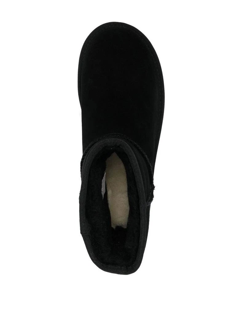 商品UGG|UGG Mini Classic Platform ankle boots,价格¥1396,第3张图片详细描述