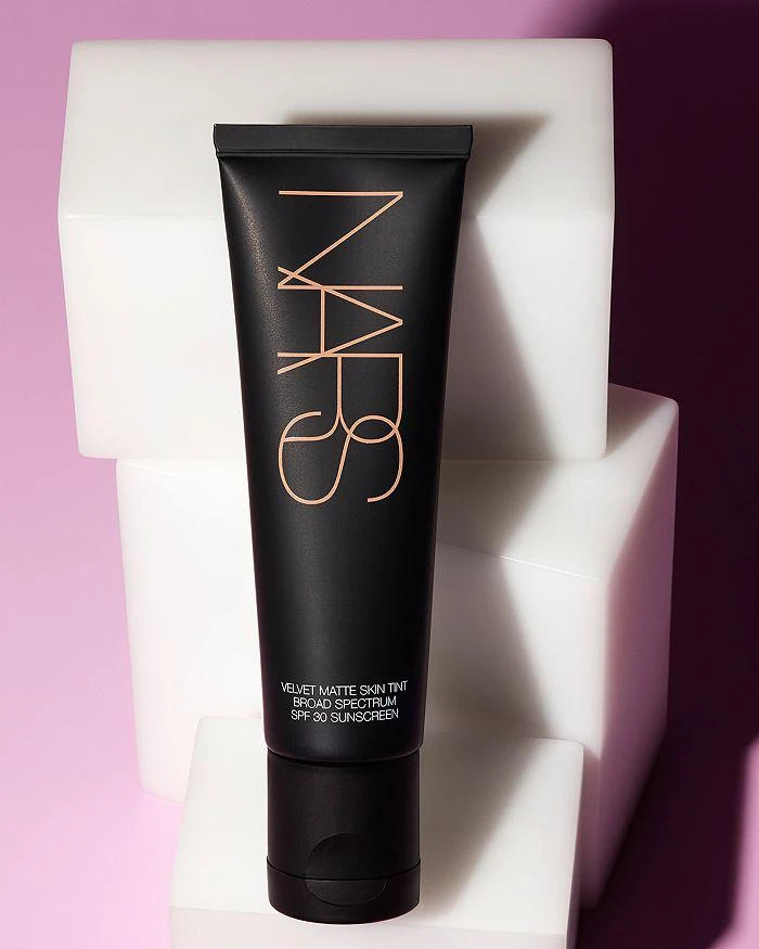 商品NARS|丝绒柔雾美肌底霜 SPF30,价格¥337,第2张图片详细描述