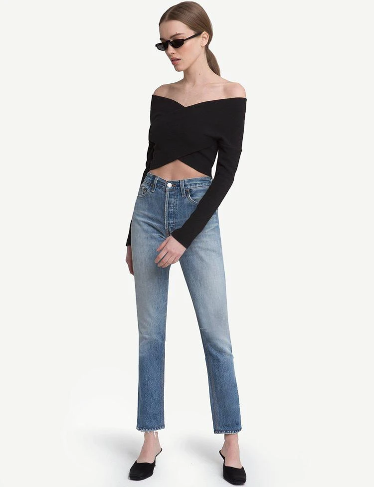 商品Pixie Market|Black Wrap OffThe Shoulder Crop Top,价格¥662,第3张图片详细描述
