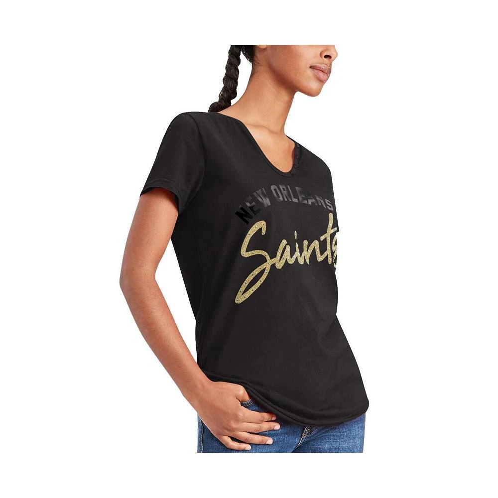 商品Tommy Hilfiger|Women's Black New Orleans Saints Riley V-Neck T-shirt,价格¥192,第4张图片详细描述
