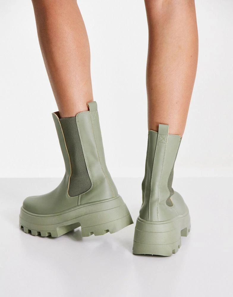 商品ASOS|ASOS DESIGN Wide Fit Ada chunky chelsea boots in khaki,价格¥185,第2张图片详细描述