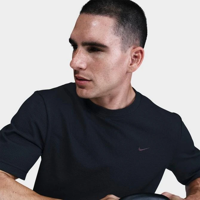 商品NIKE|Men's Nike Primary Dri-FIT Seersucker Versatile Top,价格¥483,第3张图片详细描述