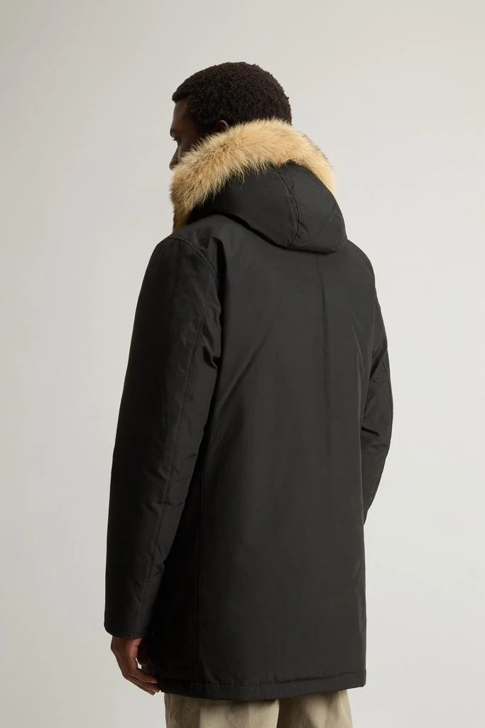 商品Woolrich|Arctic Parka in Ramar Cloth with Detachable Fur Trim - Men - Black,价格¥5788,第3张图片详细描述