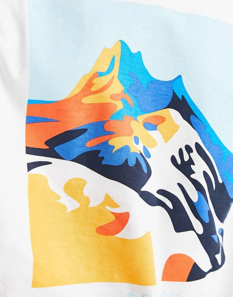 商品Columbia|Columbia Mountain back print boyfriend fit t-shirt in white Exclusive at ASOS,价格¥148,第3张图片详细描述