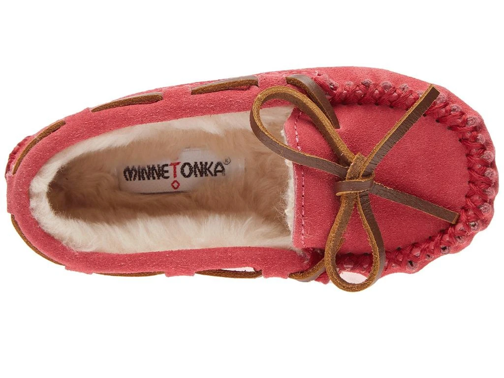 商品Minnetonka|Cassie Slipper (Toddler/Little Kid/Big Kid),价格¥224,第2张图片详细描述