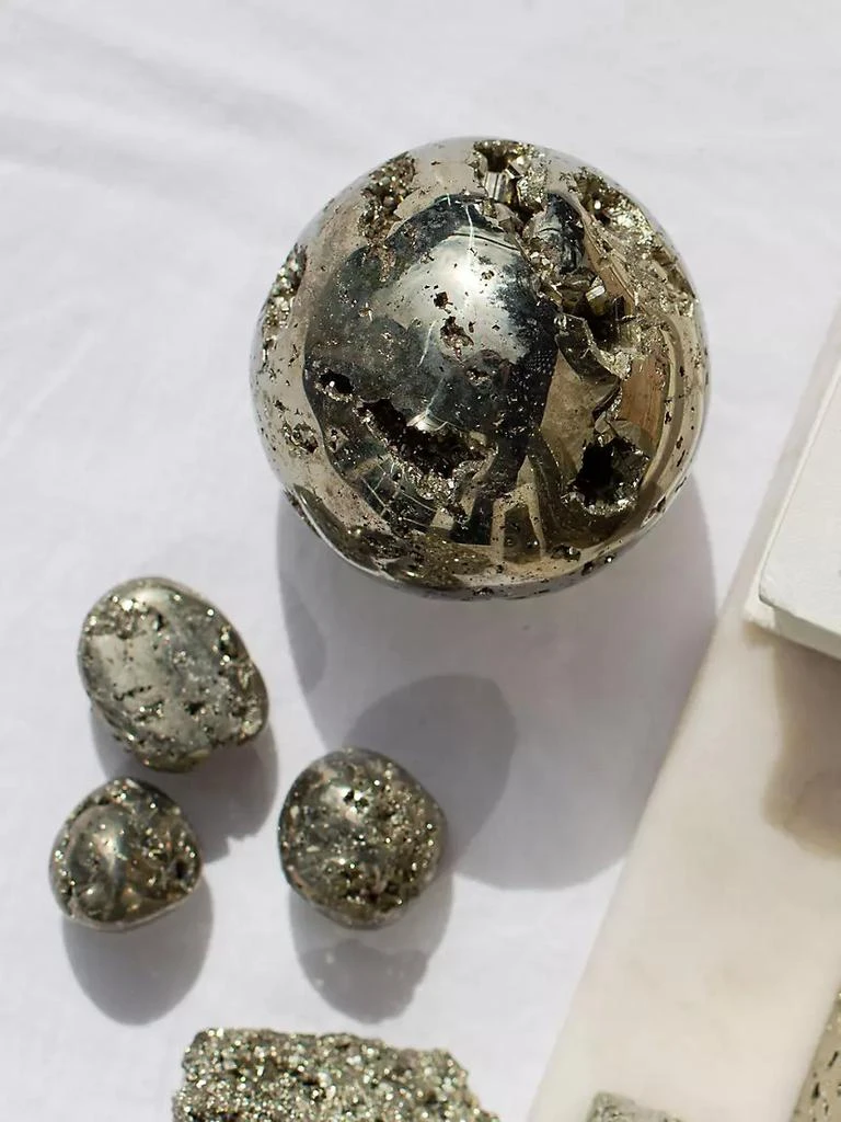 商品Jia Jia|Pyrite Sphere Crystal,价格¥4496,第3张图片详细描述