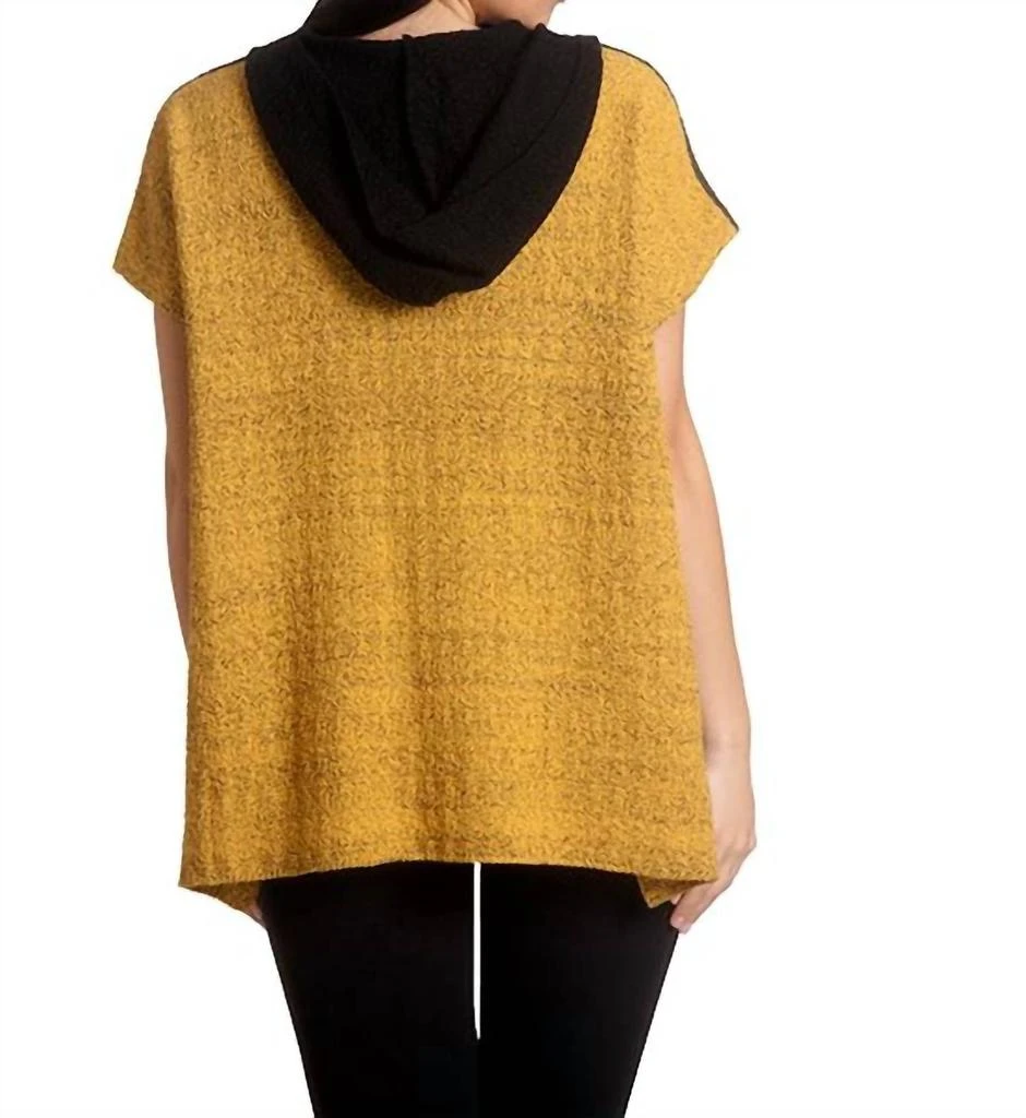 商品french kyss|Boucle Hooded Poncho In Armycombo,价格¥480,第2张图片详细描述