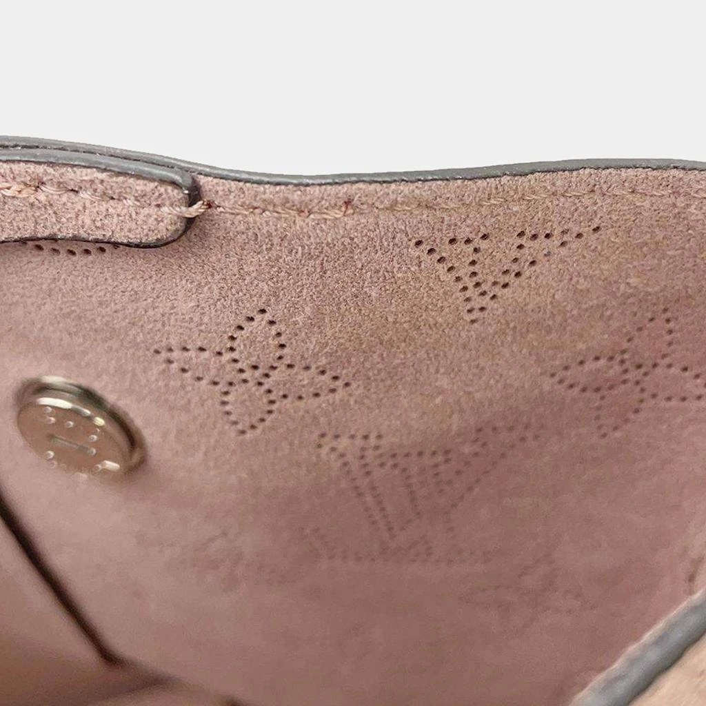 商品[二手商品] Louis Vuitton|Louis Vuitton Pink Mahina Leather Hina PM Shoulder Bag,价格¥18263,第5张图片详细描述
