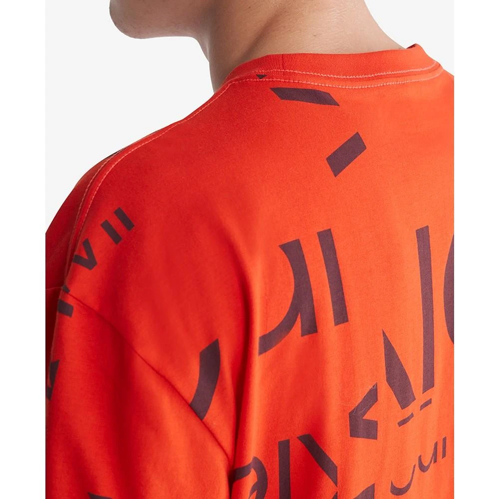 商品Calvin Klein|Men's Relaxed Fit Short-Sleeve Cutout Logo Print T-Shirt,价格¥320,第3张图片详细描述