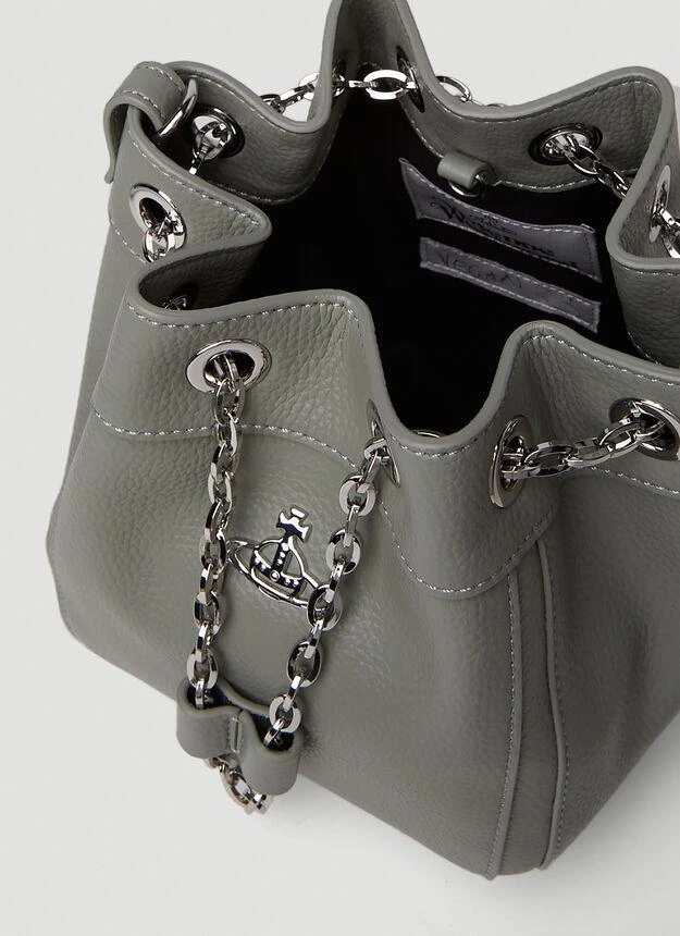 Chrissy Small Bucket Handbag in Grey 商品