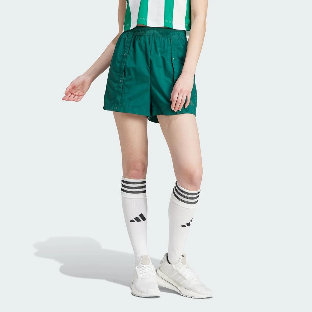 Women's adidas Tiro Snap-Button Shorts 商品