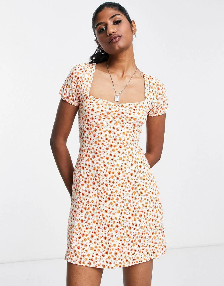 商品Bershka|Bershka puff sleeve mini dress in red floral print,价格¥150,第3张图片详细描述