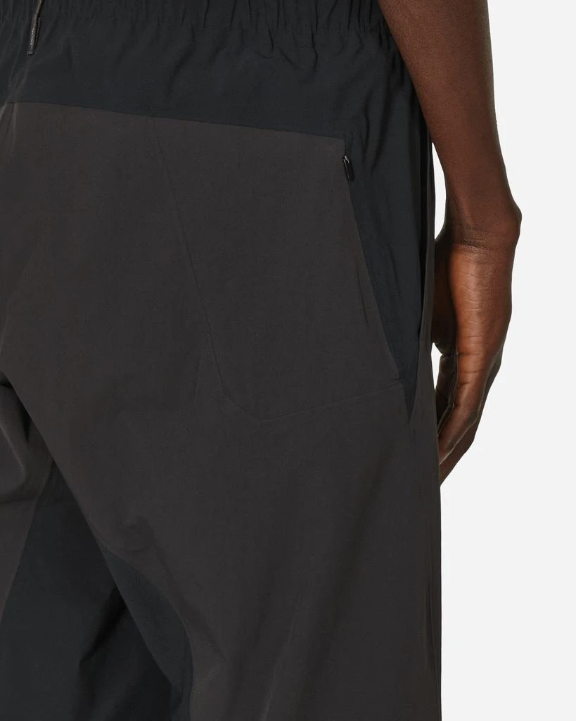 商品Arc'teryx|Secant Comp Track Pants Black,价格¥1918,第5张图片详细描述