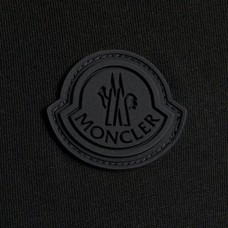 【预售3-7天】Moncler/蒙克莱 男士黑色纯棉同色徽标贴片短袖T恤H20918C00027829H8999 商品