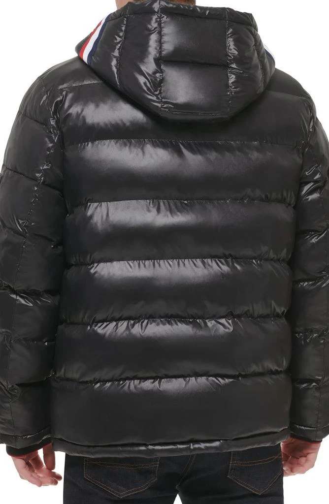 商品Tommy Hilfiger|Pearlized Water Resistant Hooded Puffer Jacket,价格¥464,第2张图片详细描述