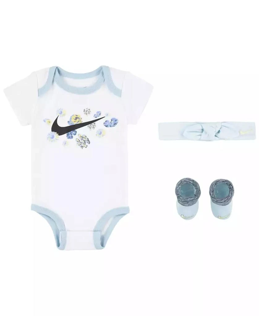 商品NIKE|Baby Girls Mini Me Flower Gift Box Bodysuit, Headband and Booties, 3 Piece Set,价格¥101,第1张图片