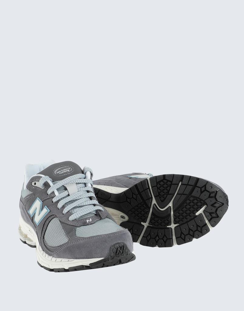 Shop Sneakers on Sale at BeyondStyle – Get 52% Off Sneakers