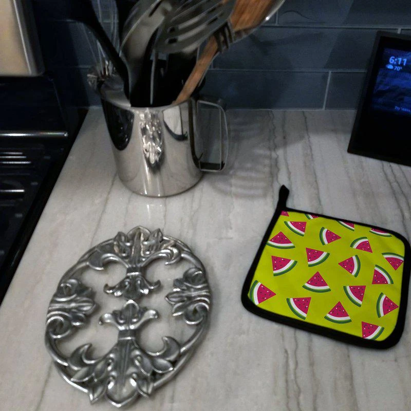 商品Caroline's Treasures|Watermelon on Lime Green Pair of Pot Holders,价格¥170,第2张图片详细描述