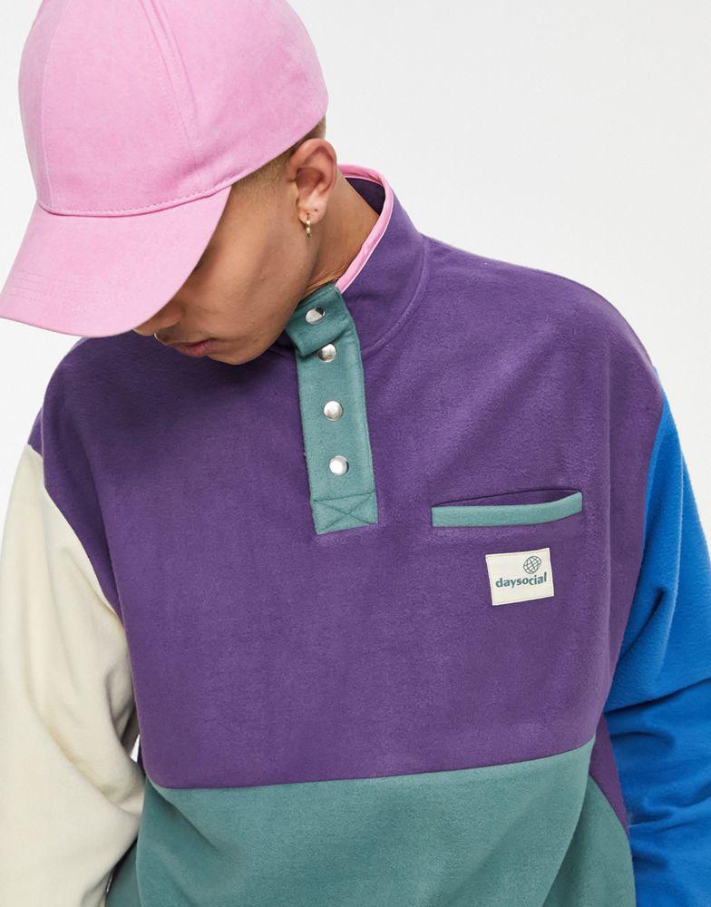 ASOS Daysocial co-ord oversized sweatshirt in colour block polar fleece with large back print in purple商品第3张图片规格展示