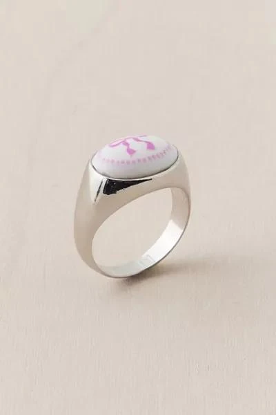 商品Urban Outfitters|Zoey Ceramic Bow Ring,价格¥39,第1张图片