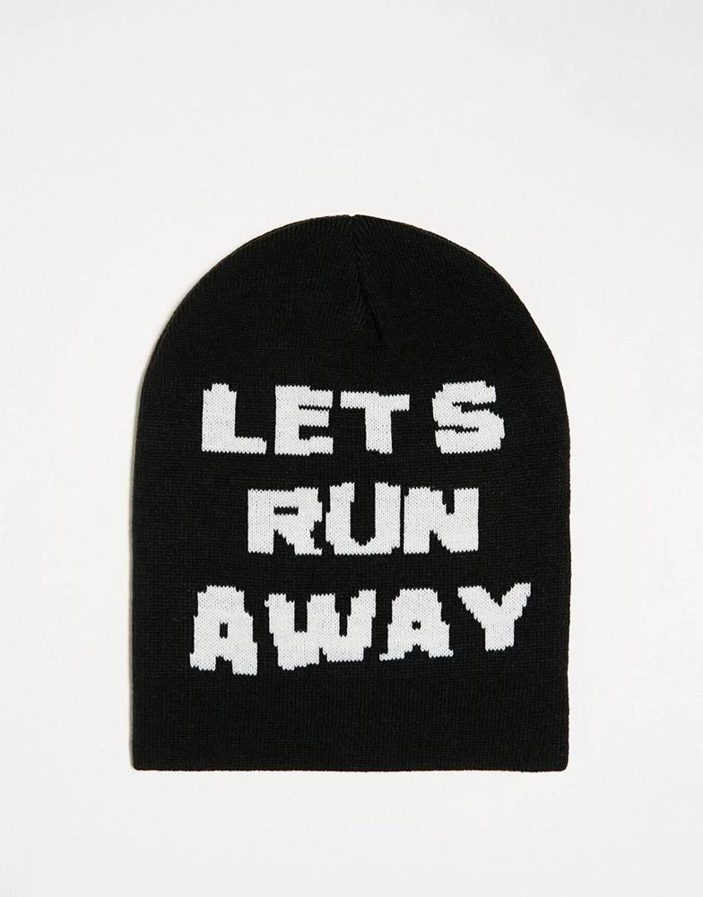 商品COLLUSION|COLLUSION Unisex skater beanie with graphic knit in black,价格¥48,第1张图片