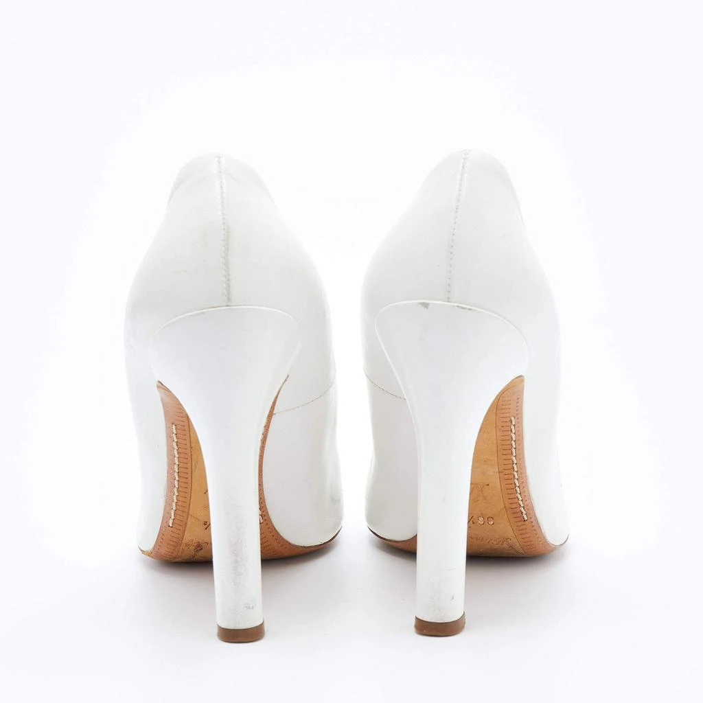 商品[二手商品] Louis Vuitton|Louis Vuitton White Leather Metal Cap Pointed Toe Pumps Size 36.5,价格¥1562,第5张图片详细描述