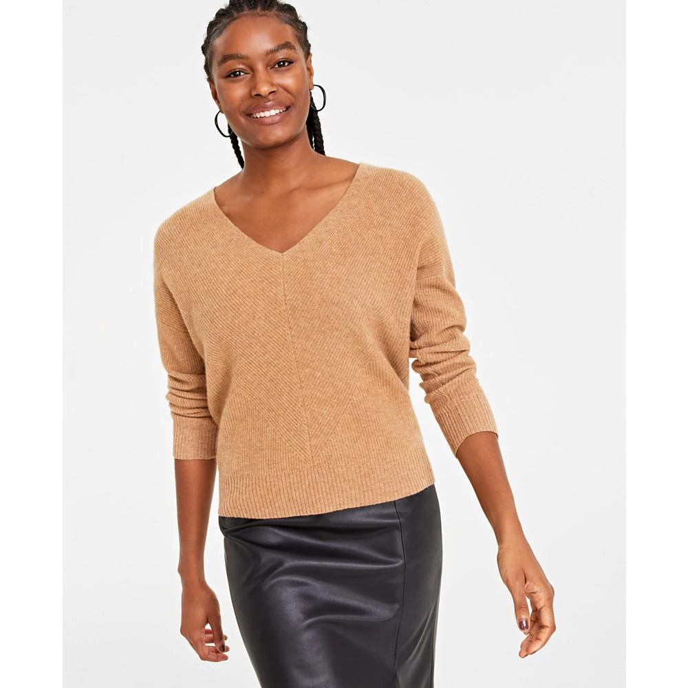 商品Charter Club|Women's 100% Cashmere V-Neck Sweater, Created for Macy's,价格¥596,第1张图片