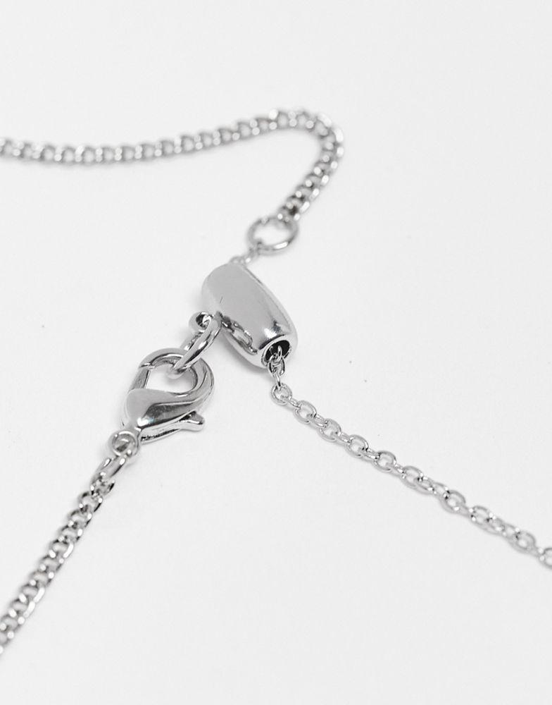 商品Reclaimed Vintage|Reclaimed Vintage inspired unisex statement sun eye necklace in silver,价格¥162,第6张图片详细描述