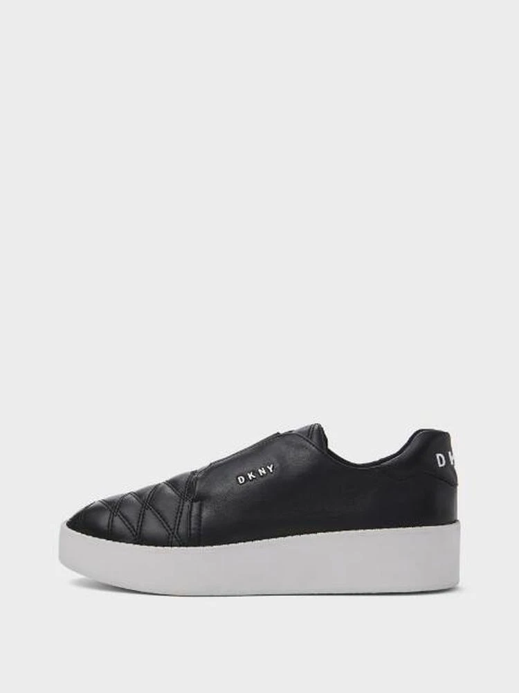 商品DKNY|Parker Quilted Nappa Wedge Slip On,价格¥599,第1张图片