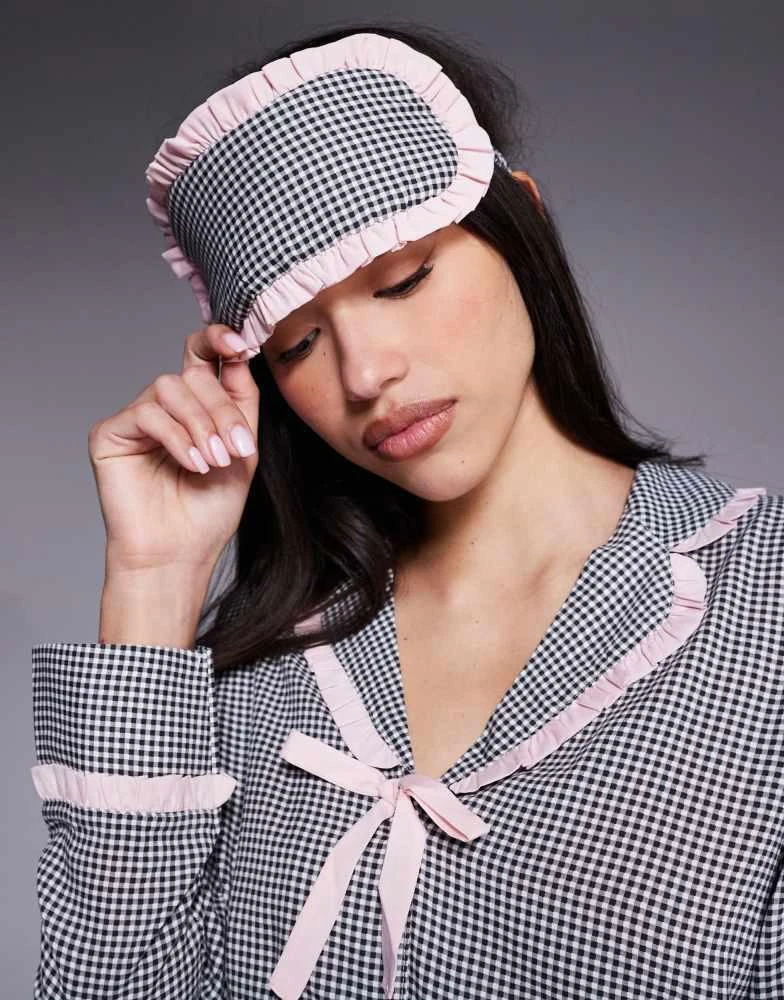 商品River Island|River Island gingham frill collar pyjama set in black,价格¥428,第3张图片详细描述