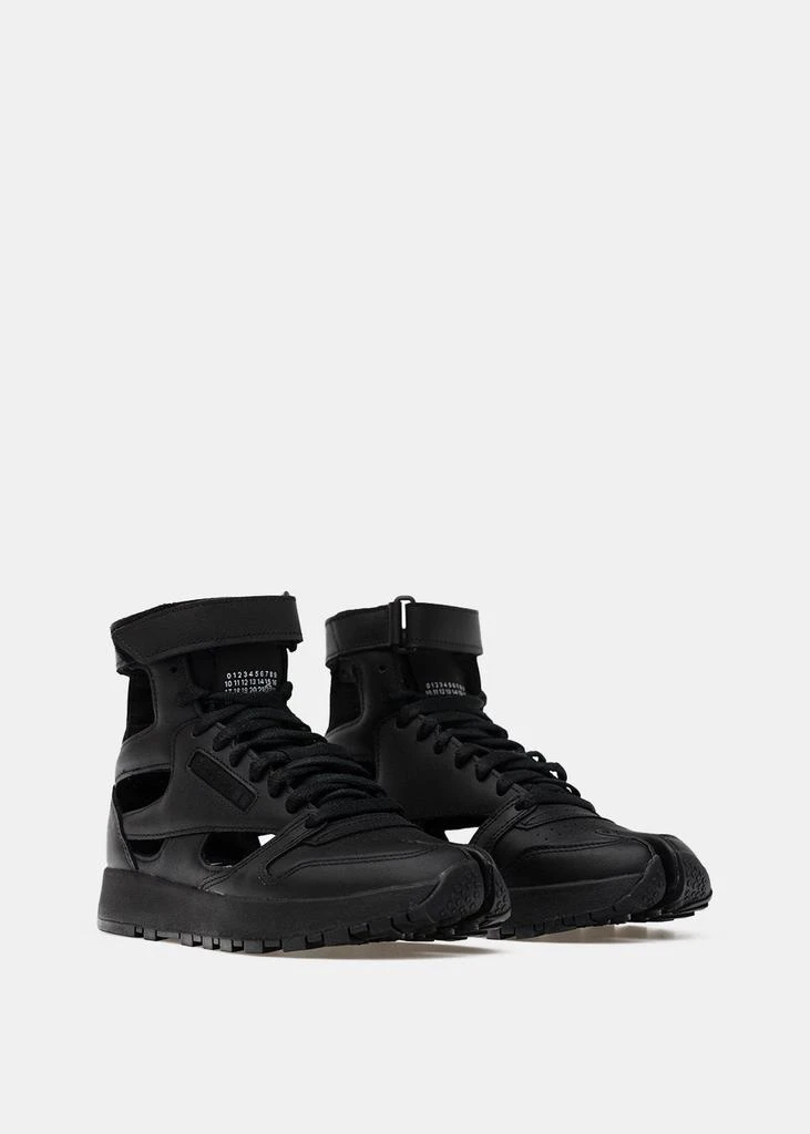 商品MAISON MARGIELA|Maison Margiela Black Reebok Edition Tabi Sneakers,价格¥2124,第3张图片详细描述