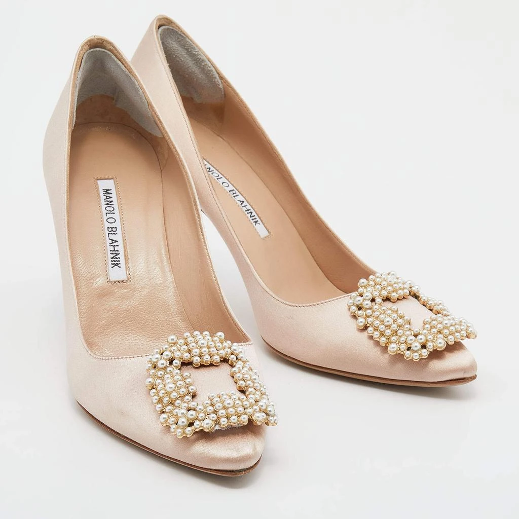商品[二手商品] Manolo Blahnik|Manolo Blahnik Beige Satin Hangisi Pointed Toe Pumps Size 37.5,价格¥4065,第4张图片详细描述