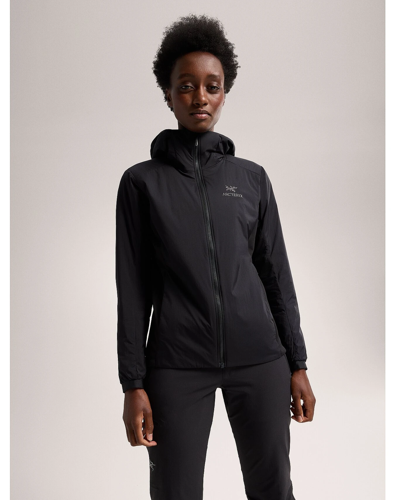 商品【商品预售7天】 Arc'teryx|Arc'teryx 女士户外冲锋衣 X000006780BLACK 黑色,价格¥1834 描述