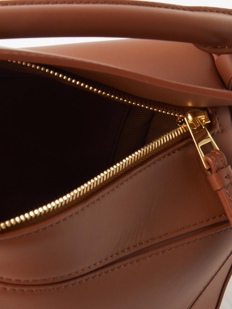 商品Loewe|Puzzle small leather cross-body bag,价格¥17487,第7张图片详细描述