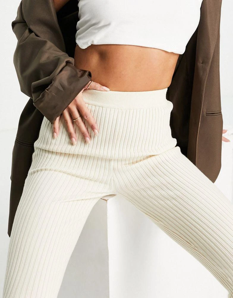 商品AsYou|ASYOU knitted flare trouser in cream,价格¥154,第3张图片详细描述