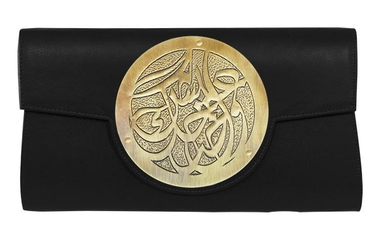 商品Dareen Hakim Collection|Le Icon Le Icon : Black Bronze 文字意为"知足常乐",价格¥2173,第1张图片